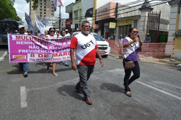 O presidente da FECOMSE e UGT/SE, Ronildo Almeida, soma-se à luta das mulheres trabalhadoras nas suas reivindicações de gênero e na mobilização contra a tentativa de retirar direitos históricos da classe trabalhadora.