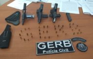 Polícia Civil apreende três pistolas na residência de empresário  que tentou contra a vida de um oficial de justiça
