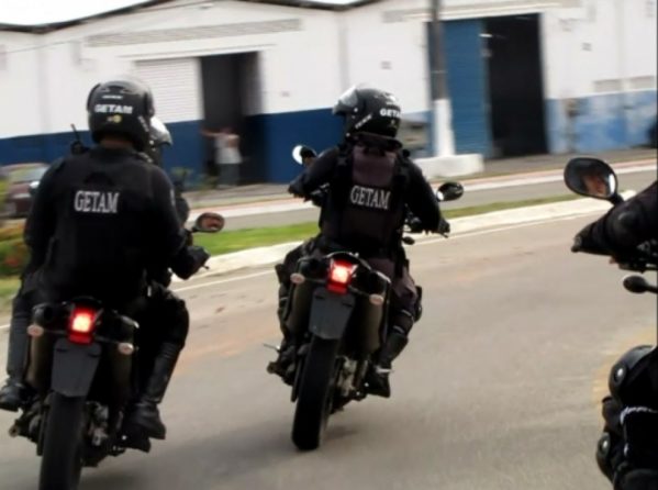 Veículos com restrições de roubo são recuperados em Aracaju