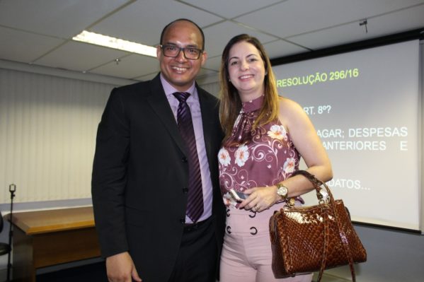 Yanni Almeida gerente geral da CAT e Adir Machado, diretor de Controle Externo de Obras e Serviços do Tribunal de Contas do Estado (TCE/SE)