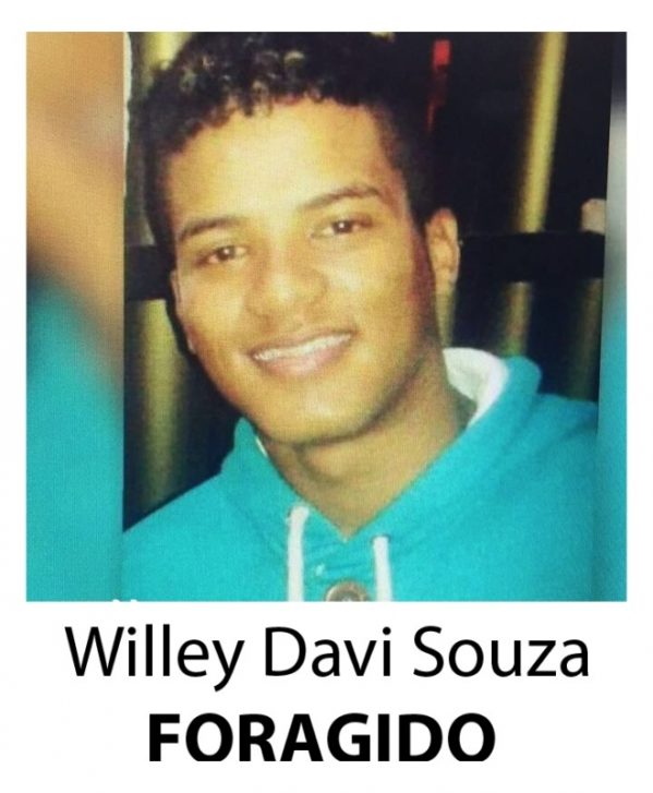 Um dos envolvidos, identificado como Willey Davi Souza, vulgo Davizinho, está foragido