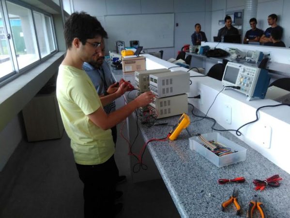 SergipeTec disponibiliza Laboratório de Eletroeletrônica e Robótica para estudantes, profissionais e empresas