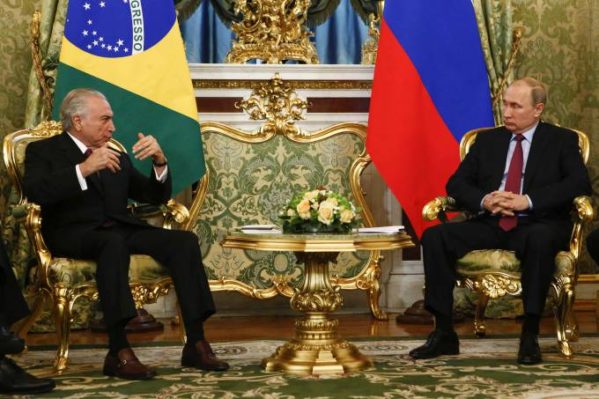 Temer e presidente da Rússia assinam acordos para incentivar comércio bilateral