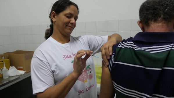 Vacina contra a gripe será ampliada para toda a população de Aracaju na próxima segunda