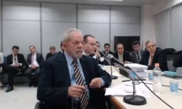 Lula diz a Sérgio Moro que Palocci mentiu para conseguir benefícios da delação