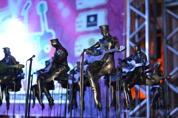 O evento reúne músicos e interpretes da noite sergipana em um concurso emocionante