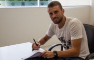 Corinthians anuncia a contratação do zagueiro Henrique, ex-Fluminense