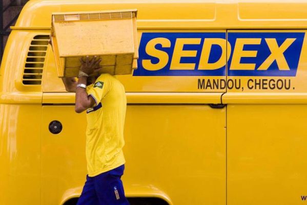 Em carta a Celso de Mello, Bolsonaro diz que se deve prestigiar o STF