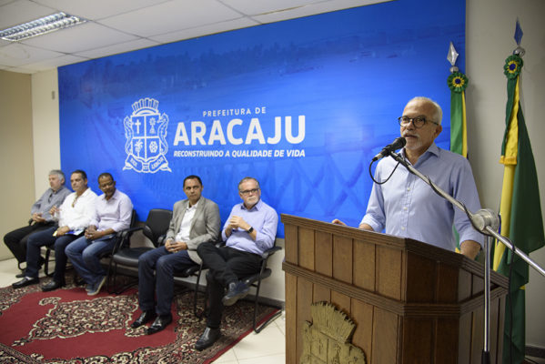 Prefeito de Aracaju anuncia instalação do Consórcio Metropolitano de Transporte Público para 3 de abril