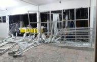 Policiais de Sergipe e Alagoas buscam suspeitos de explodir agência bancária em Piranhas