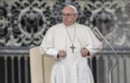Papa afirma que ciência deve ter limites para o bem da humanidade