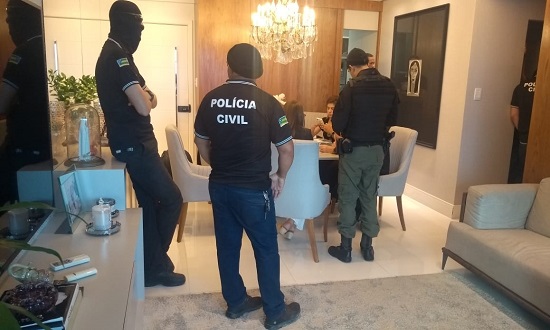 Operação Xeque Mate: polícia prende dois ex-prefeitos de Carira