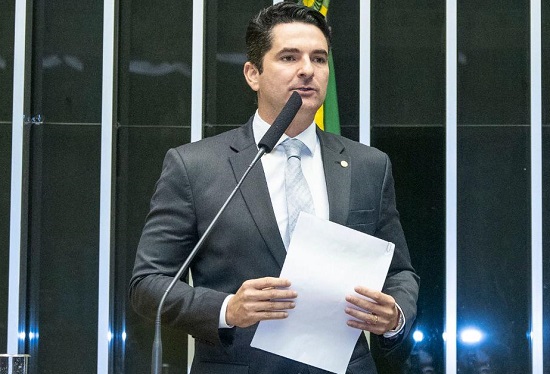 Justiça cassa direitos políticos de Gustinho Ribeiro por cinco anos