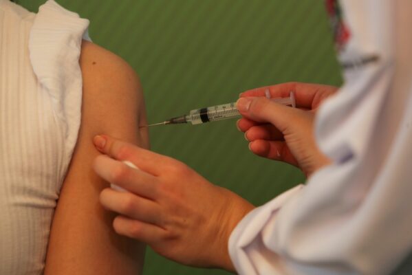 Prefeitura de São Cristóvão disponibiliza cadastro para vacinação de professores e demais profissionais da educação
