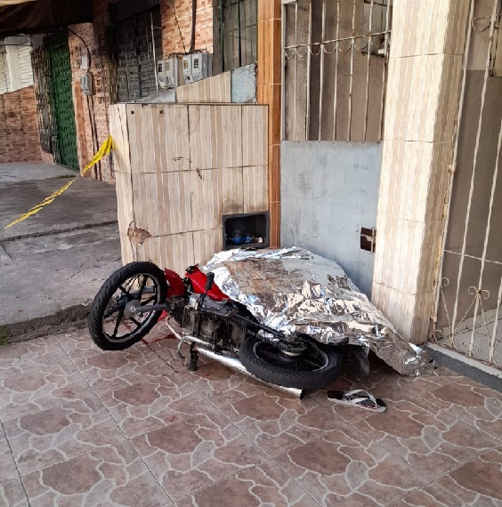 Motociclista morre após colidir contra muro em Aracaju