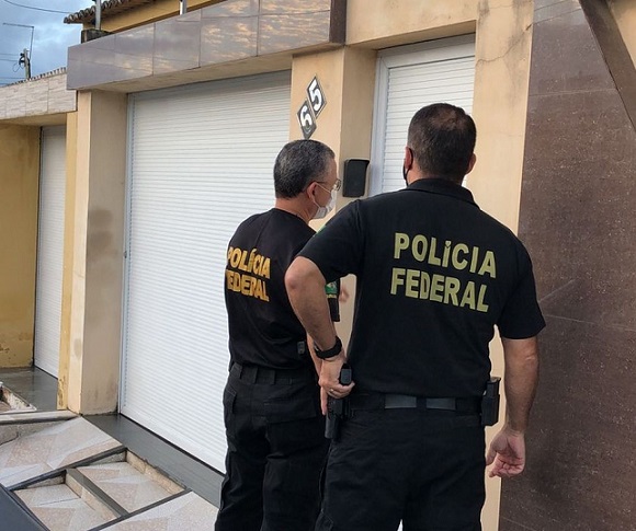Polícia Federal faz busca e apreensão contra desvio de R$ 7,5 mil de contas digitais do Auxílio Emergencial em Sergipe