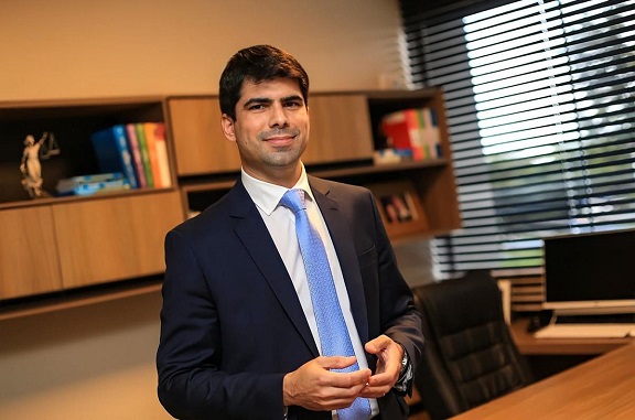 Advogado Danniel Costa é eleito presidente da seccional da OAB em Sergipe