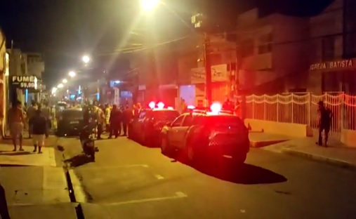 Dois homens são mortos e outros dois ficam feridos durante tiroteio em Aracaju