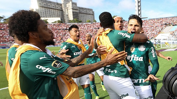 Palmeiras vence o Flamengo e conquista o tri da Libertadores