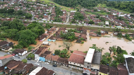 Governo da Bahia decreta situação de emergência para mais 47 cidades atingidas pelas enchentes