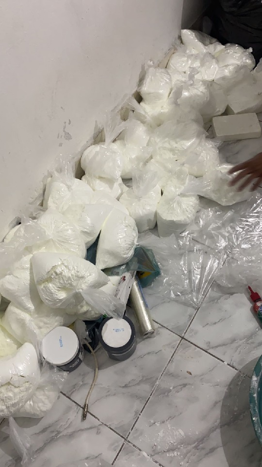 Polícia Civil estoura laboratório de refino de droga e apreende 100kg de cocaína em Socorro