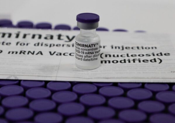 Sergipe recebe terceiro lote da semana com mais de 96 mil doses de vacinas contra a Covid-19