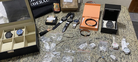 Polícia Federal cumpre mandados contra desvio de encomendas de joalherias nos Correios de Sergipe