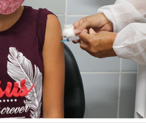 Secretaria de Estado da Saúde orienta retomada da vacinação contra o HPV em crianças e adolescentes