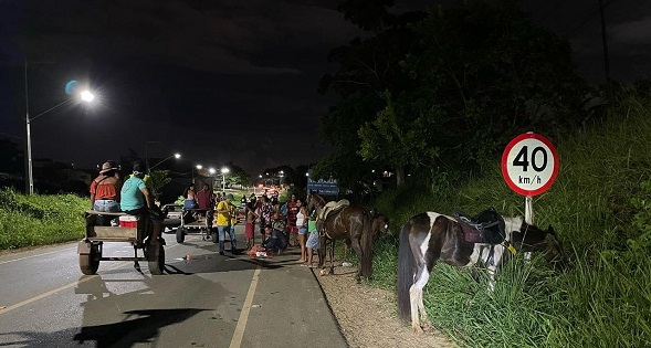 Atropelamento deixa homem ferido e cavalo morto na Rodovia João Bebe Água, em São Cristóvão