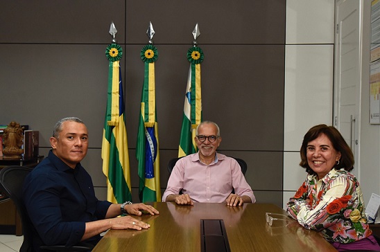 Prefeito Edvaldo anuncia o professor Ricardo Abreu como novo secretário da Educação de Aracaju