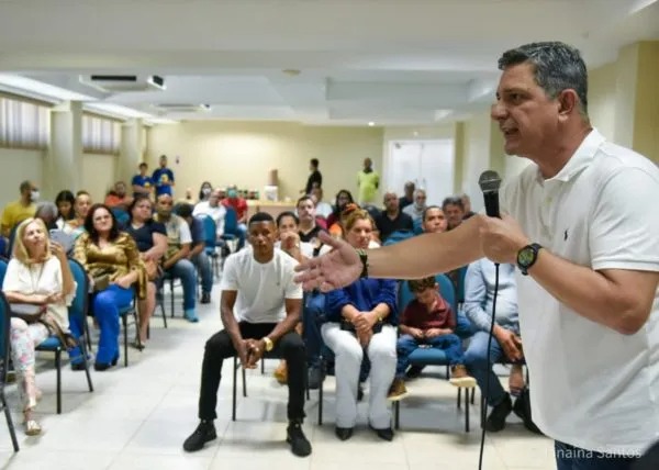 Faltou compromisso do Governo de Sergipe para garantir empregos, diz Rogério Carvalho