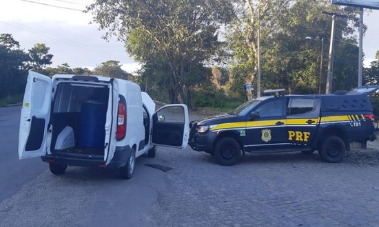 Três homens são presos por transportar mais de 100 kg de maconha em Sergipe