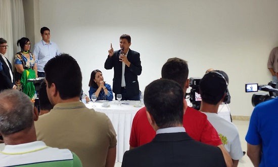 Após ter candidatura negada, Valmir de Francisquinho anuncia permanência na disputa ao Governo de Sergipe