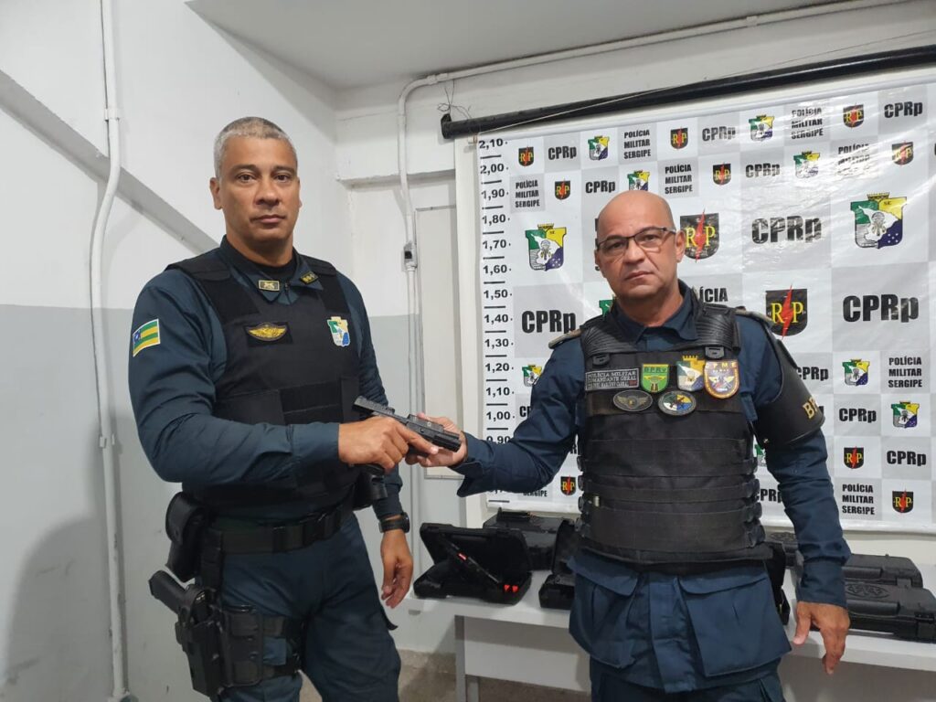 Polícia Militar de Sergipe entrega novos armamentos para o BPRp