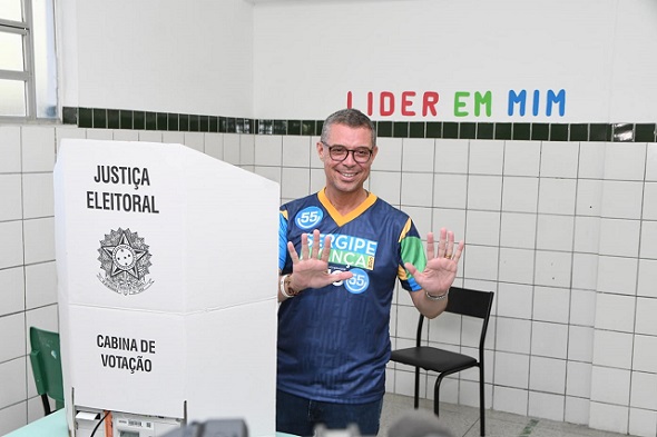 Lula ultrapassa Bolsonaro e é eleito presidente do Brasil pela 3ª vez