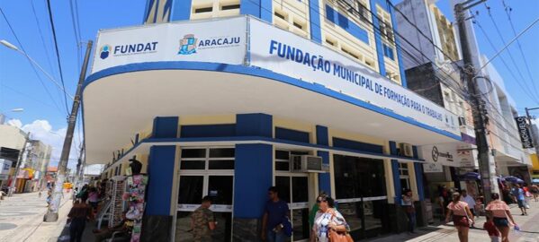 Fundat anuncia dez vagas de emprego em Aracaju; saiba quais