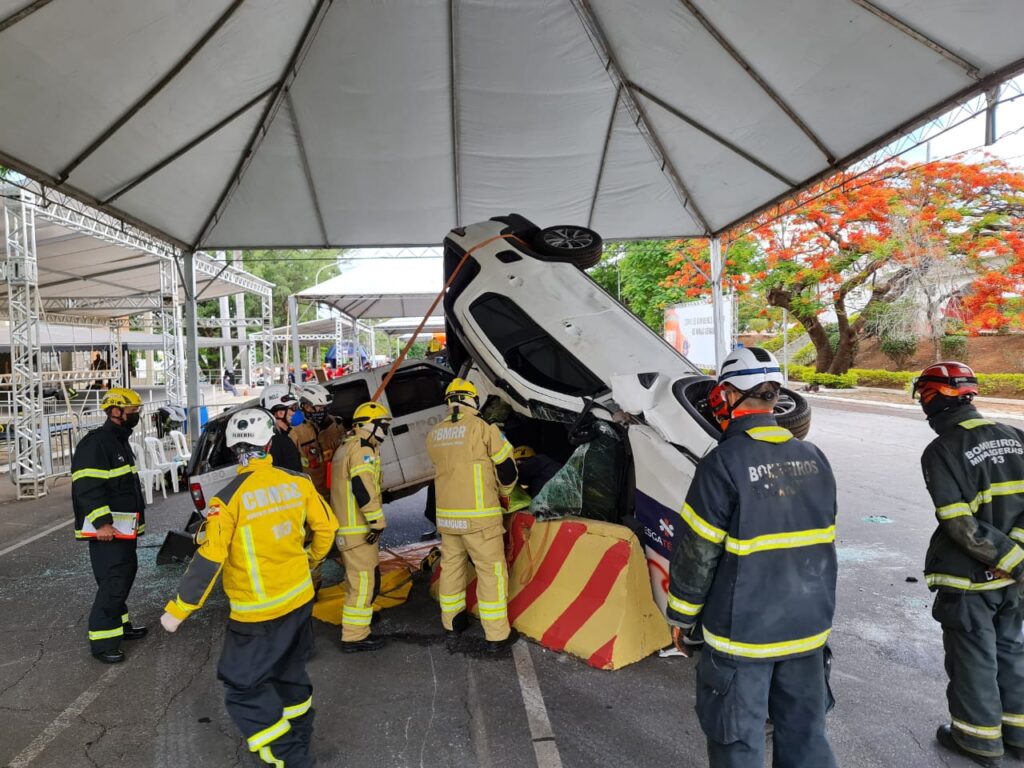 Corpo de Bombeiros atende mais de 275 ocorrências de resgate após acidentes com veículos em Sergipe