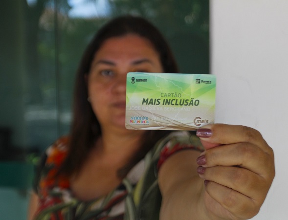 Governo de Sergipe paga parcela de janeiro do Cartão CMais para cerca de 15 mil famílias