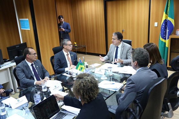 Governador Fábio Mitidieri participa de audiências com ministros em Brasília