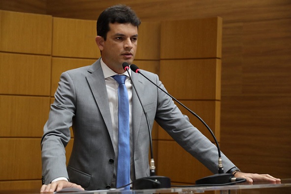 Deputado Paulo Júnior comemora repasse de 27 bilhões por parte do Governo Federal