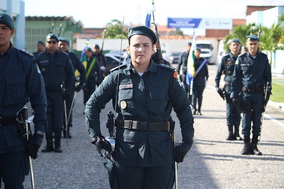 Tenente-coronel PM Andreia Santana é a nova comandante do Batalhão de Policiamento Turístico
