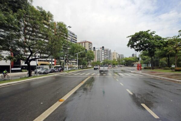 Defesa Civil emite alerta de chuva para Aracaju