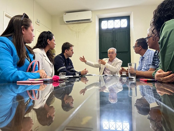 Prefeito de São Cristóvão se reúne com dirigentes da Carmo Energy em busca de soluções para os problemas da Avenida Chesf