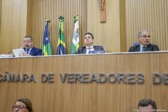 Câmara de Aracaju aprova projeto que proíbe uso de fogos de artifício em espaços de eventos