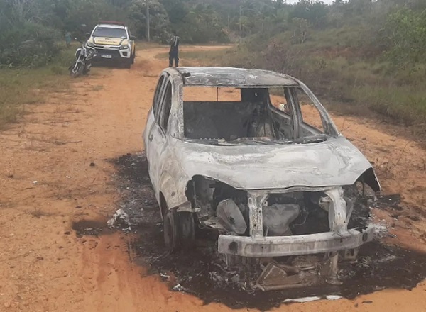 Suspeito de esfaquear companheira encontrada morta ao lado de carro incendiado é preso em Sergipe