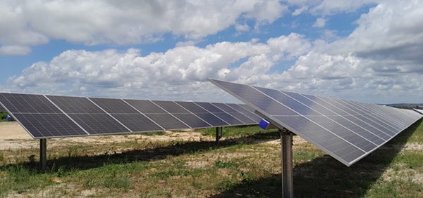 Deso realiza visita técnica a usinas fotovoltaicas localizadas em Neópolis