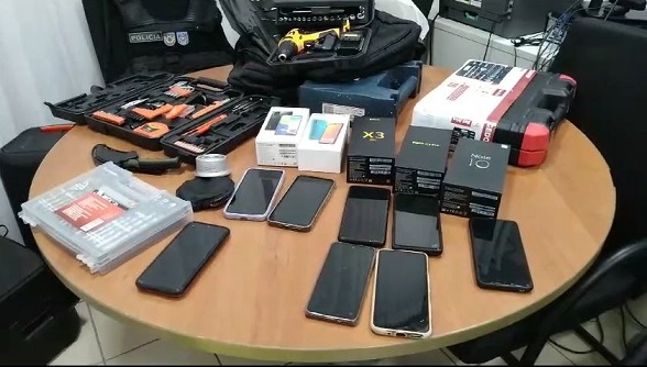 Polícia Civil prende investigados por furtos de eletrônicos em grandes lojas de Aracaju e interior de Sergipe