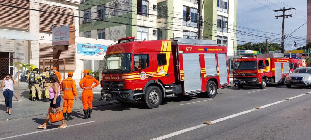 Princípio de incêndio atinge clínica na Zona Sul de Aracaju