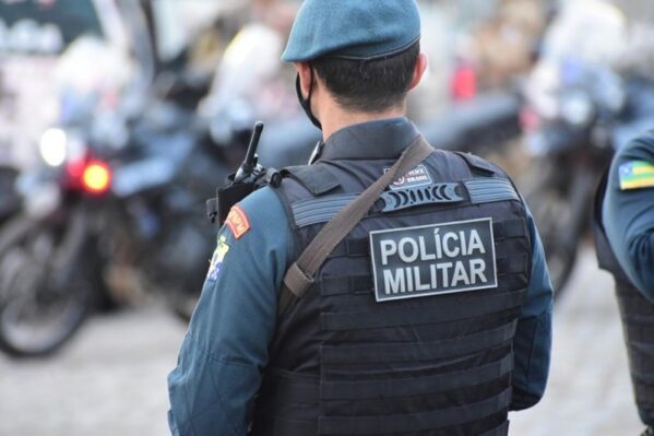 Polícia Militar cumpre mandados de prisão contra suspeito de golpes estimados em R$ 400 mil