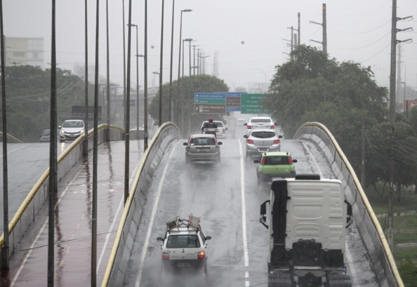 Governo de Sergipe emite alerta para chuvas intensas nas próximas horas